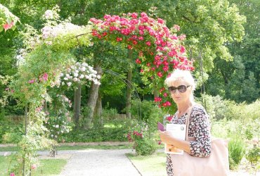 SORTIE AVEC LE FOYER DE L'AMITIÉ - LA FÊTE DE LA ROSE DE CHAALIS